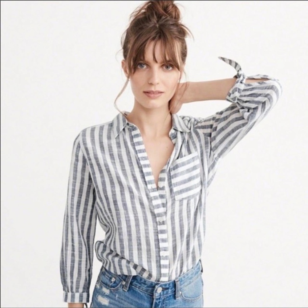 Abercrombie and Fitch Stripped Blouse